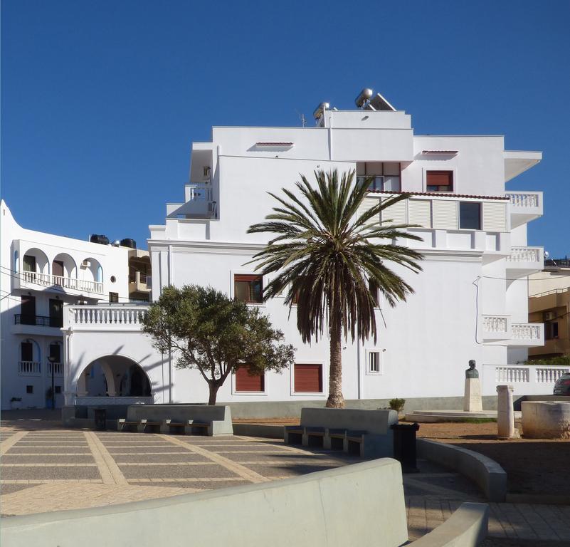 White House Hotel-Apart Kárpatos Exterior foto